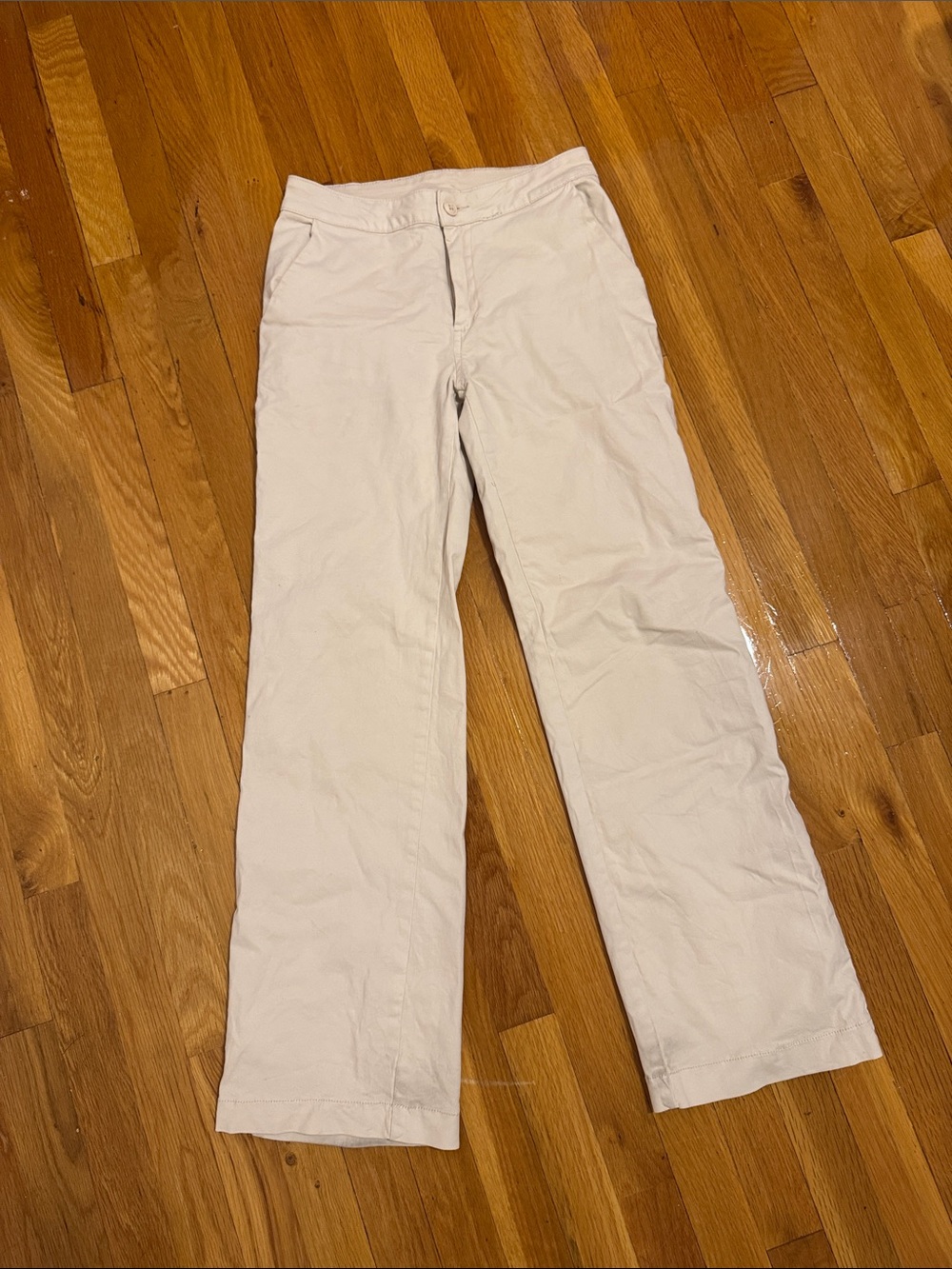 Women’s Cream Straight-Leg Jeans